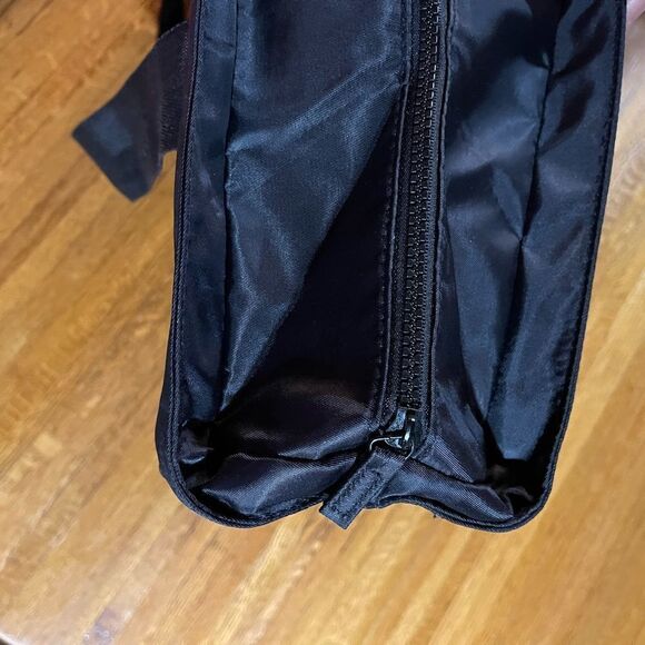 Disney Mickey Mouse Hands Tote Bag NWT - Picture 7 of 7